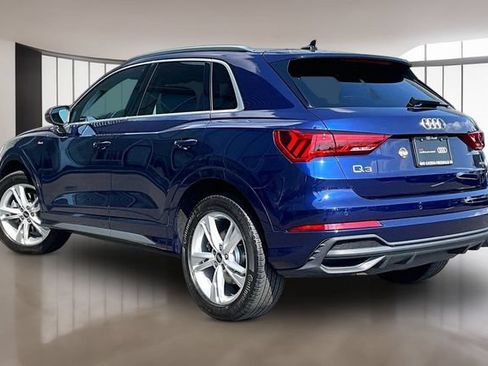 Certified 2023 Audi Q3 2.0T Premium w/ 19" Wheel Package AWD/4WD image 4