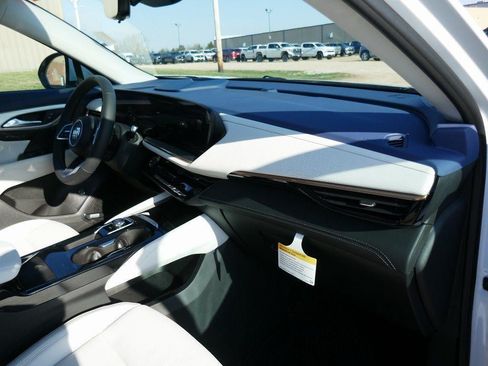 New 2026 Buick Envision Avenir AWD/4WD image 10