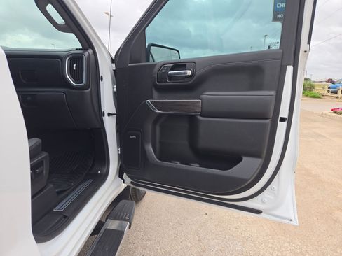 Used 2022 Chevrolet Silverado 1500 LTZ w/ LTZ Convenience Package II image 21