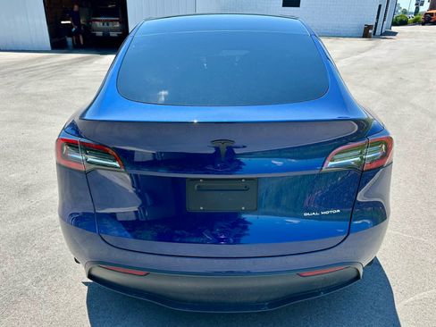 Used 2023 Tesla Model Y AWD image 6