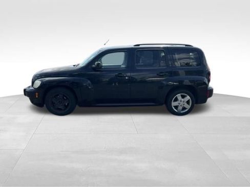 Used 2010 Chevrolet HHR LT FWD image 4