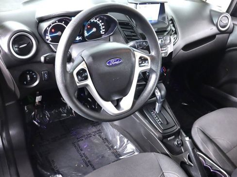 Used 2019 Ford Fiesta SE w/ Equipment Group 201A FWD image 9