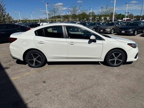 Used 2021 Subaru Impreza 2.0i Premium w/ Popular Package #1 AWD/4WD image 4