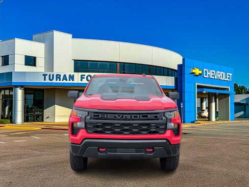 New 2026 Chevrolet Silverado 1500 Custom Trail Boss w/ LPO, Dark Essentials Package AWD/4WD image 10