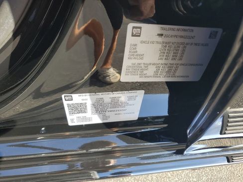 Certified 2022 Chevrolet Silverado 2500 LTZ w/ LTZ Plus Package image 30