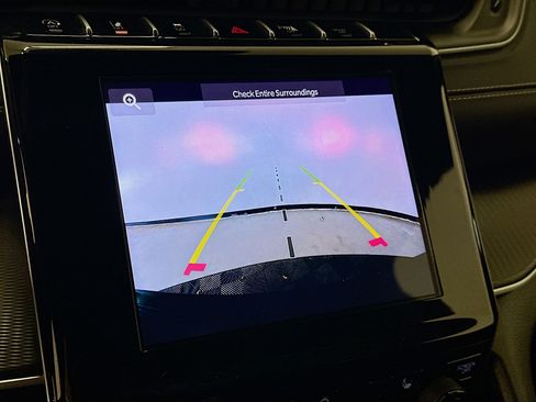 Used 2025 Jeep Grand Cherokee Altitude image 22