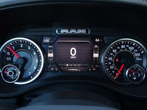 Used 2022 RAM 1500 Laramie image 32