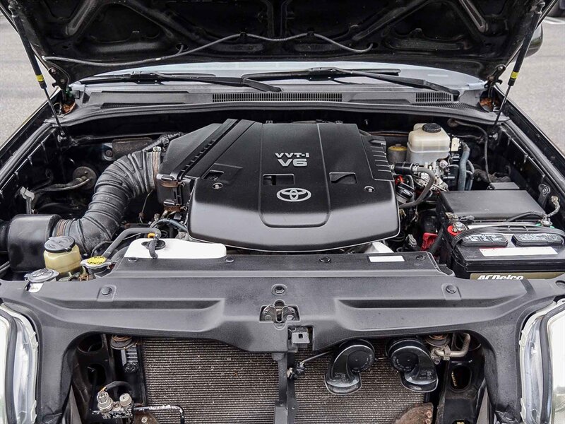 Used 2006 Toyota 4Runner SR5 RWD image 30
