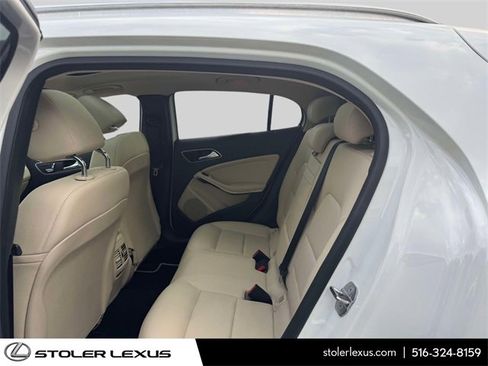 Used 2019 Mercedes-Benz GLA 250 4MATIC image 17