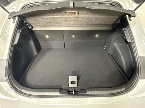 Used 2022 Toyota Corolla SE FWD image 35