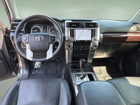 Used 2022 Toyota 4Runner Limited RWD image 16