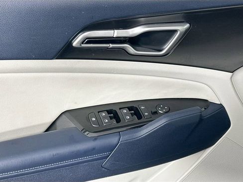 Used 2023 Kia Sportage EX w/ EX Premium Package image 23