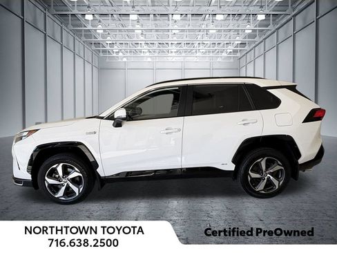 Used 2023 Toyota RAV4 SE w/ Weather & Moonroof Package AWD/4WD image 3