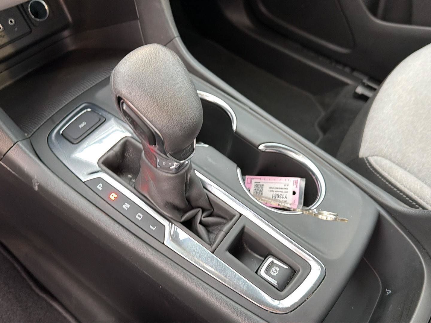 Used 2022 Chevrolet Equinox LS AWD/4WD image 26
