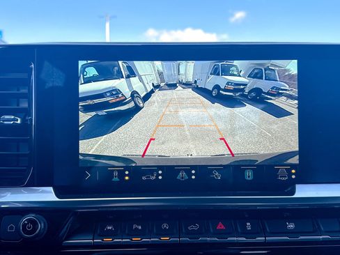 Certified 2023 Chevrolet Silverado 1500 High Country w/ High Country Premium Package image 36