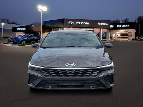 New 2026 Hyundai Elantra Sport image 12