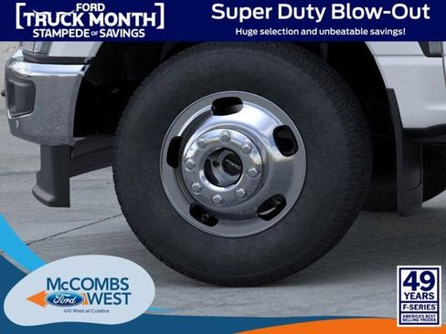 New 2026 Ford F350 King Ranch w/ Chrome Package image 19