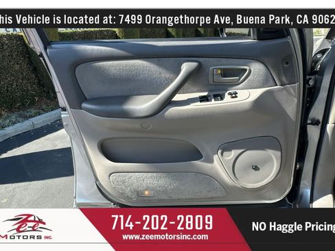 Used 2006 Toyota Sequoia SR5 AWD/4WD image 46