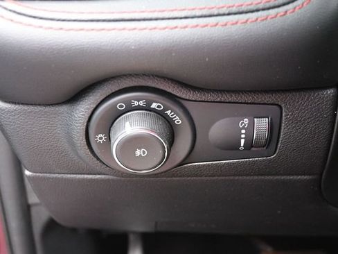 Used 2023 Dodge Durango GT RWD image 19