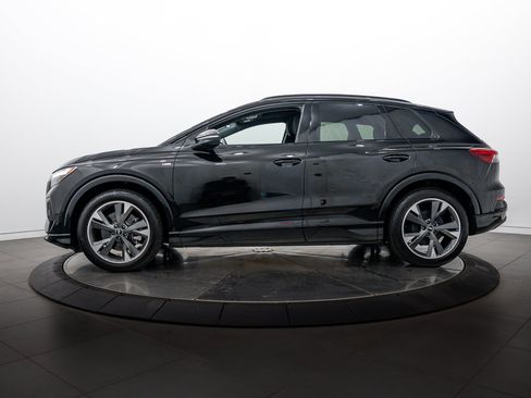 Certified 2024 Audi Q4 e-tron Premium w/ Convenience Package AWD/4WD image 7
