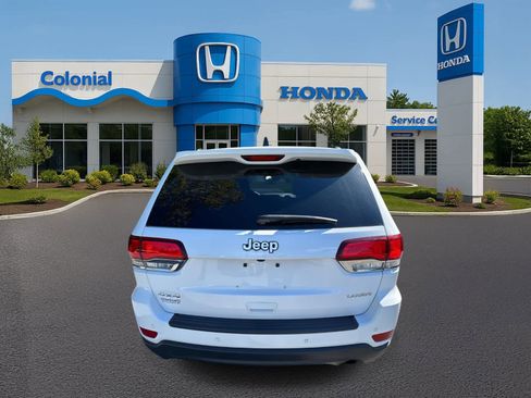 Used 2022 Jeep Grand Cherokee Laredo X image 5