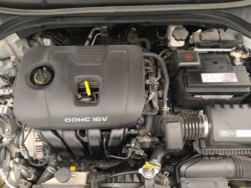 Used 2018 Hyundai Elantra SEL w/ Cargo Package image 30