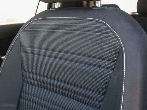 Used 2022 Volkswagen Tiguan S image 26