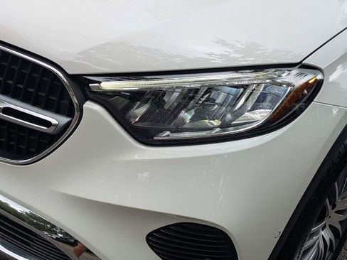 Used 2024 Mercedes-Benz GLC 300 4MATIC image 10