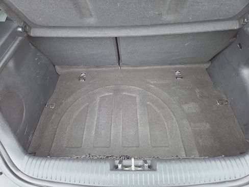 Used 2014 Hyundai Veloster Turbo w/ Turbo Technology Package 04 image 31