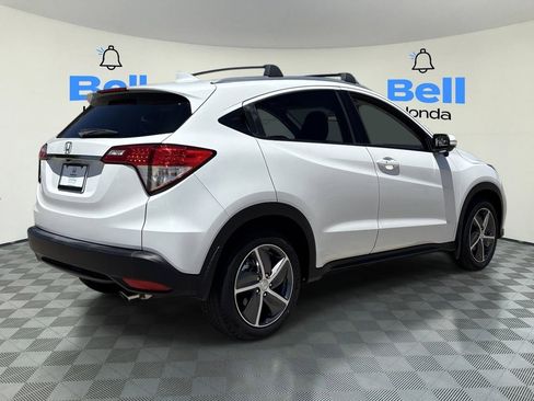 Used 2021 Honda HR-V EX-L image 4