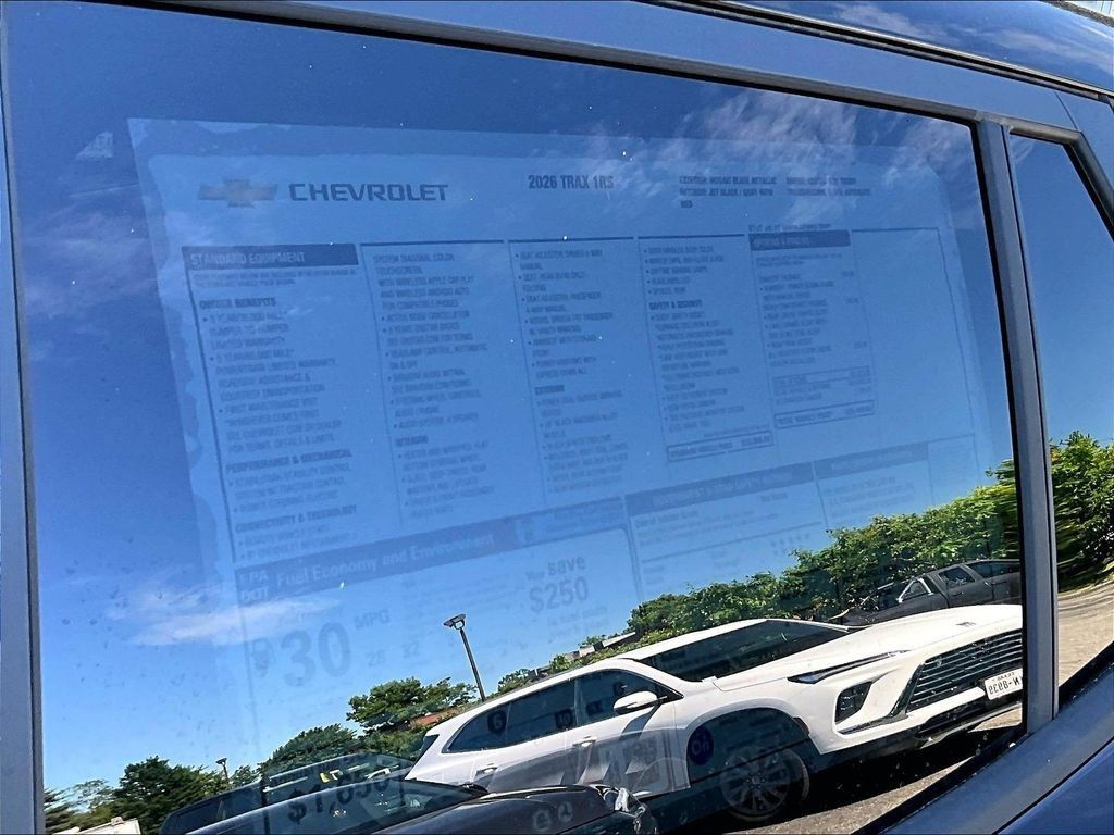New 2026 Chevrolet Trax RS w/ Sunroof Package FWD image 17