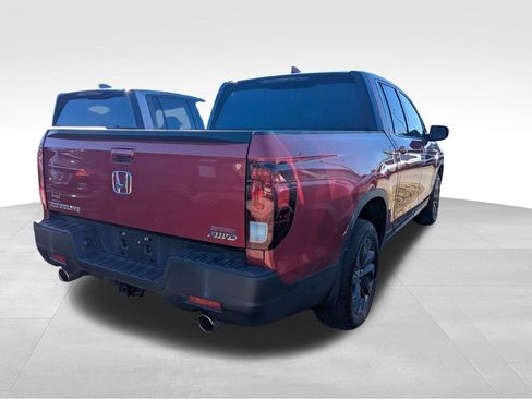 Used 2021 Honda Ridgeline Sport image 2