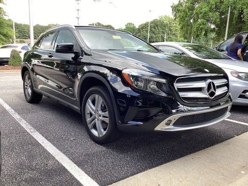 Used 2015 Mercedes-Benz GLA 250 4MATIC image 2