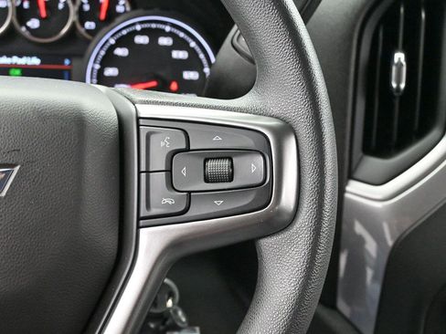Used 2022 Chevrolet Silverado 1500 Custom w/ Safety Confidence Package RWD image 16