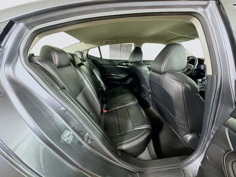 Used 2023 Nissan Maxima SV w/ Floor Mat Group FWD image 27