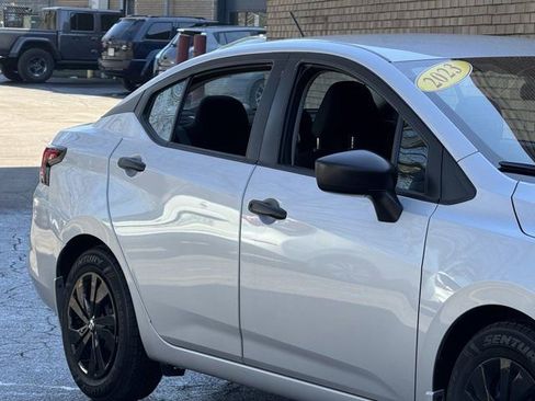 Used 2023 Nissan Versa S w/ Trunk Package image 4