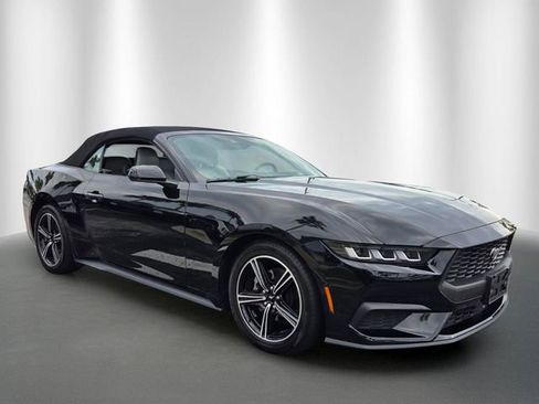 Used 2024 Ford Mustang Premium RWD image 32