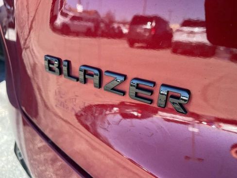 Used 2025 Chevrolet Blazer RS image 6