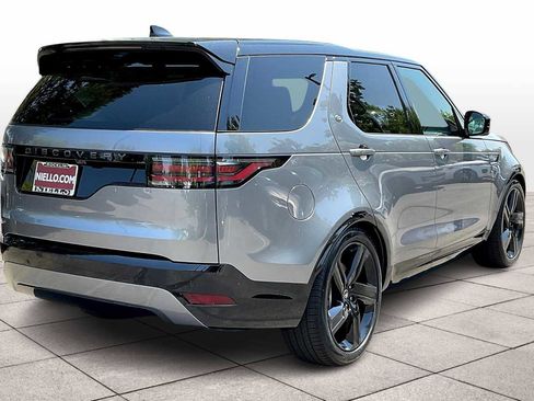 New 2025 Land Rover Discovery Dynamic SE image 4