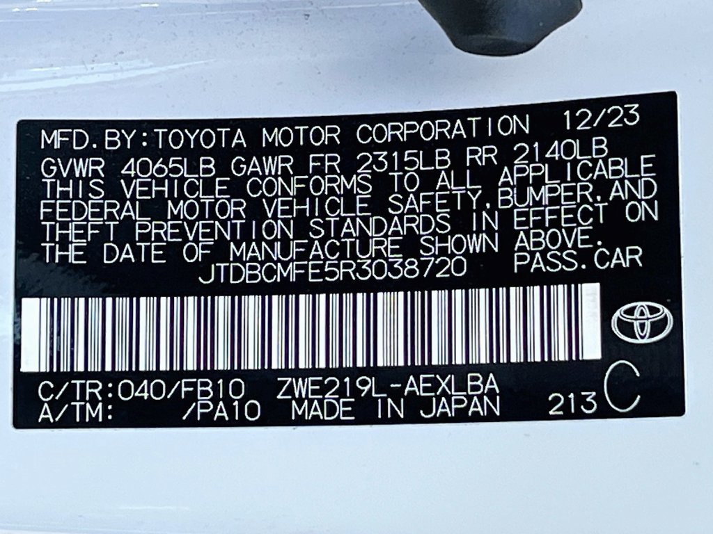 Used 2024 Toyota Corolla LE w/ LE Convenience Package FWD image 29