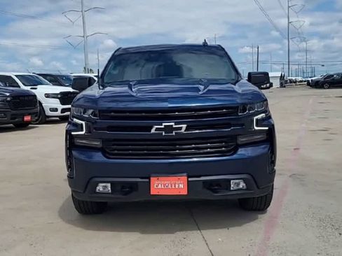 Used 2022 Chevrolet Silverado 1500 RST w/ Texas Edition Plus AWD/4WD image 3