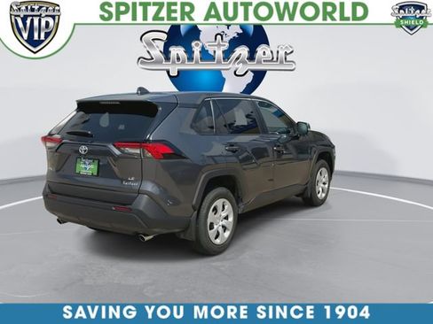 Used 2024 Toyota RAV4 LE FWD image 9