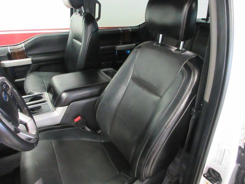 Used 2017 Ford F150 Lariat image 16