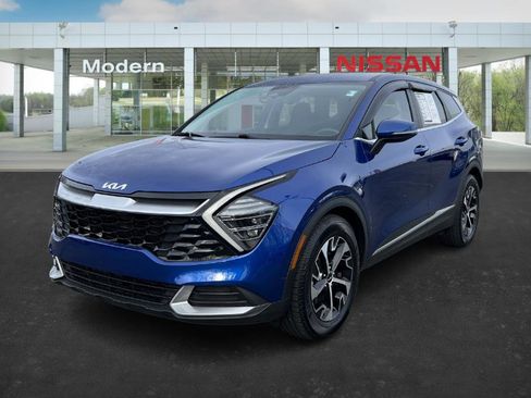 Used 2024 Kia Sportage EX image 1