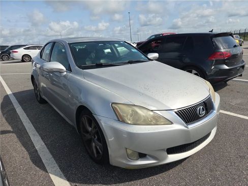 Used 2009 Lexus IS 250 w/ Premium Pkg RWD image 5