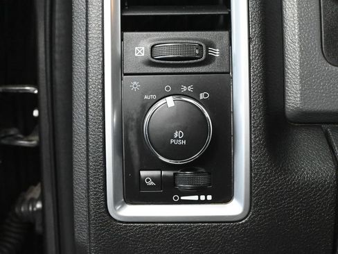 Used 2017 RAM 1500 Big Horn AWD/4WD image 34