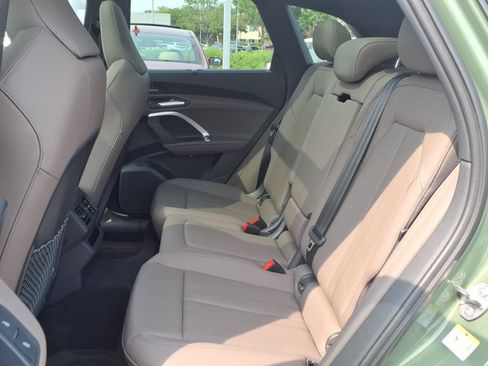 Used 2025 Audi Q5 Premium Plus w/ Premium Plus AWD/4WD image 19