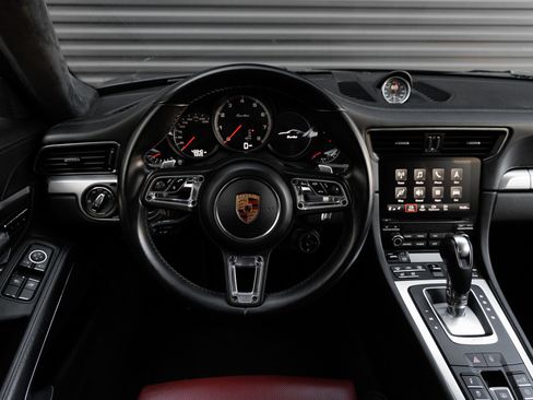 Certified 2018 Porsche 911 Turbo AWD/4WD image 16