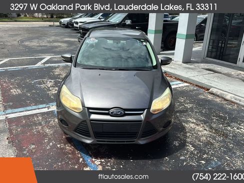 Used 2014 Ford Focus SE image 4