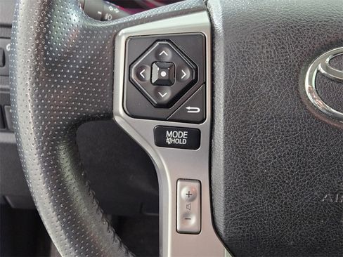 Used 2015 Toyota 4Runner SR5 image 28